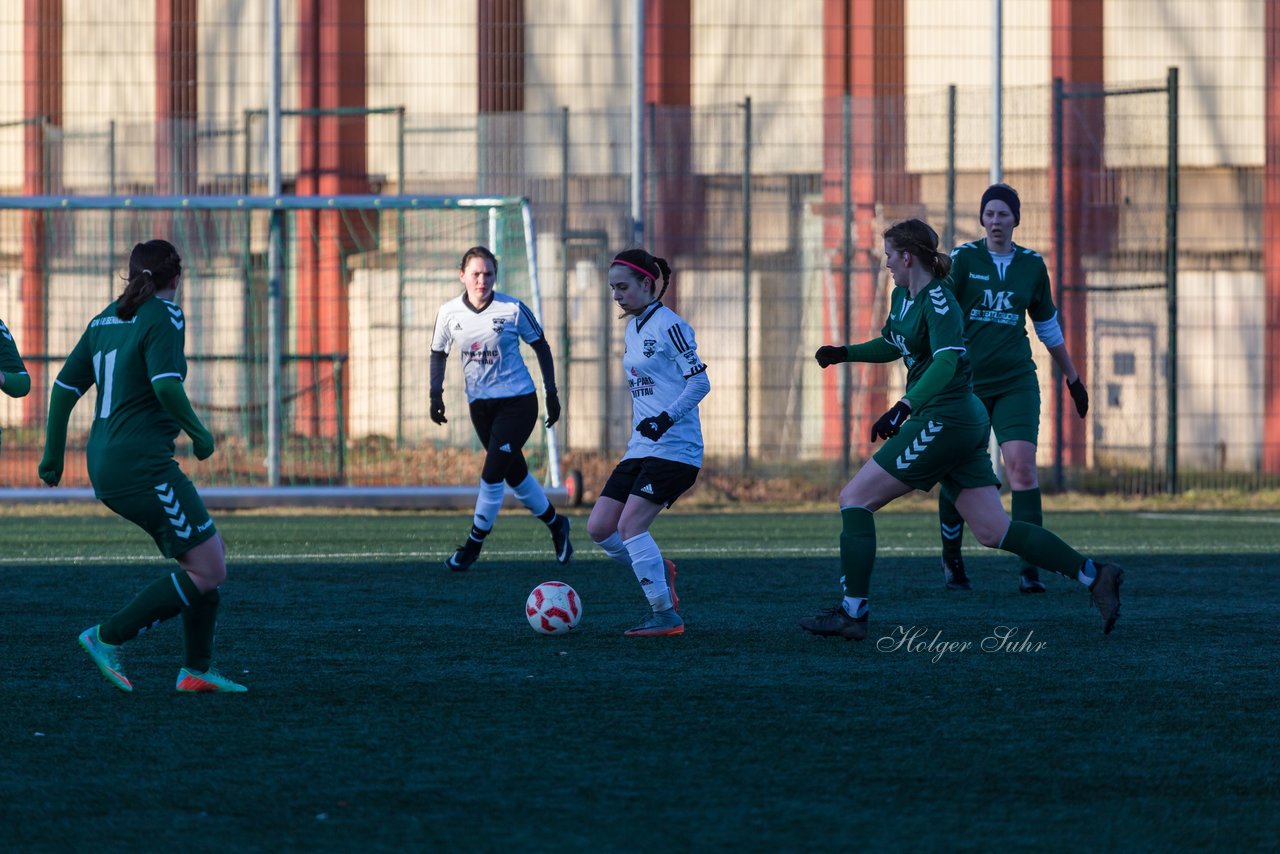 Bild 200 - Frauen SG Holstein Sued - SV Gruenweiss-Siebenbaeumen : Ergebnis: 0:2